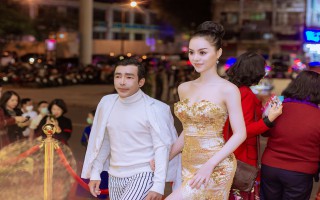 Người đẹp Minh Nguyệt dấn thân vào Showbiz Việt